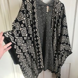 NWOT Poncho Cardigan